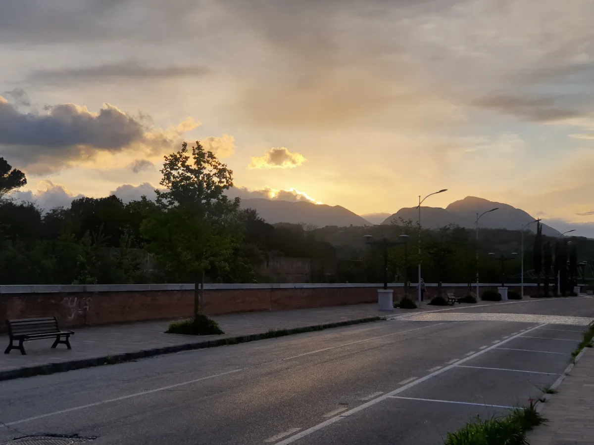 Benevento, sereno con velature e massime in lieve aumento