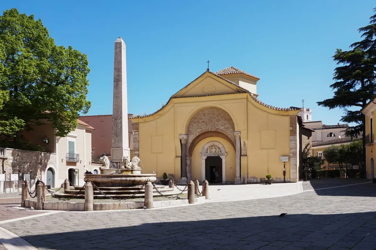 Chiesa di Santa Sofia e Chiostro